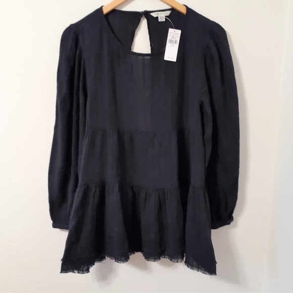 American Eagle Outfitters Tops - NEW AMERICAN EAGLE  MEDIUM BLACK FRAYED HEM TOP